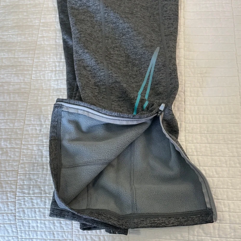 Nike Medium NWT Therma-Fit Gray Swearpant Track Pant - Picture 5 of 10